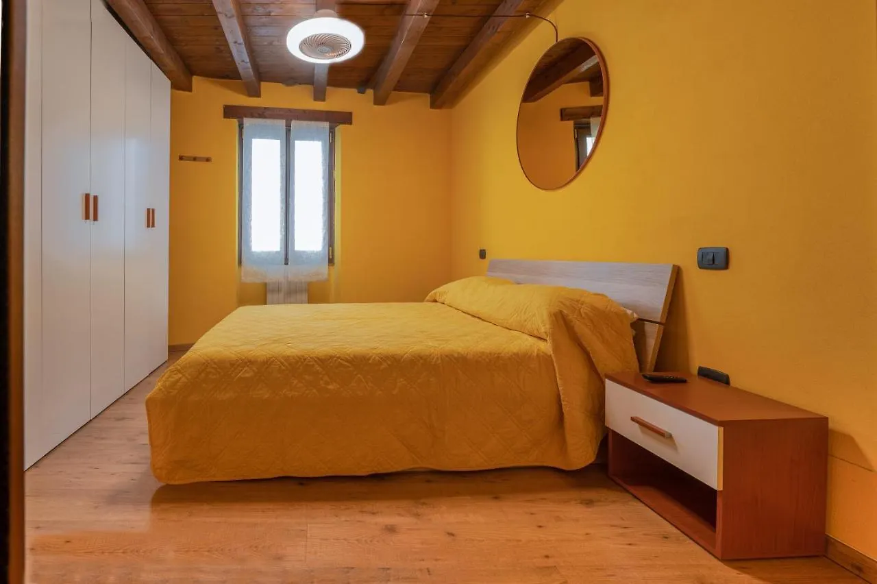 Apartment Stylish 2 Bedroom With Balcony Verona Italy